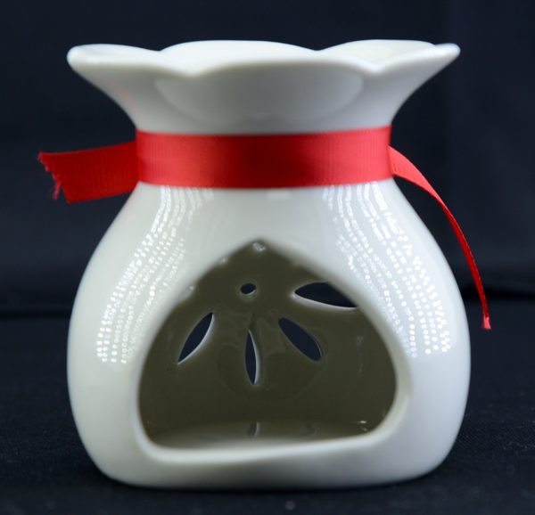 Подарочный набор: керамическая вазочка, аромамасло 50 мл,свечи, ратановый шарик и палочки. Океан %% иллюстрация  3