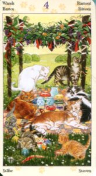 Tarot of Pagan Cats. Таро Языческих кошек (мини) %% 4 мечей