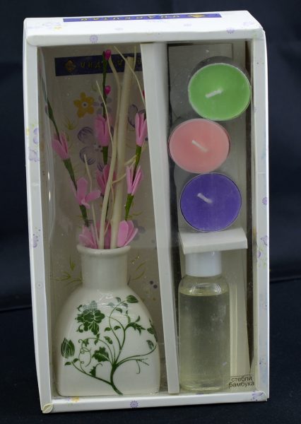 Подарочный набор: керамическая вазочка, аромамасло 50 мл,свечи 3 шт, сухоцветы и ратановые палочки. Стебель бамбука %% иллюстрация  5