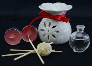 Подарочный набор: керамическая вазочка, аромамасло 50 мл,свечи, ратановый шарик и палочки. Океан