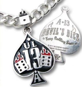 

Магическая подвеска Devils Dice